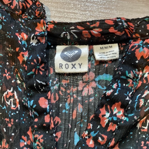 3for$20 Roxy | Size:M flower print tops SzM - Picture 2 of 6